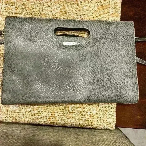 Michael Kors Handbags - XL Michael Kors Clutch